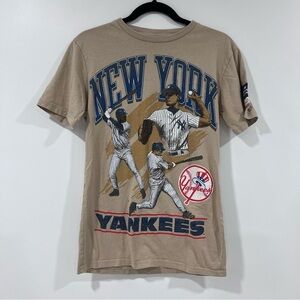 Mitchell & Ness Tan New York Yankees Graphic Tee